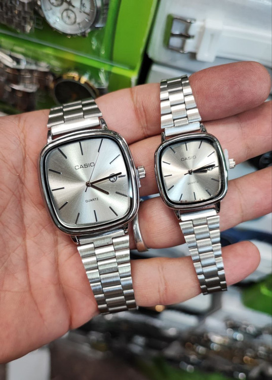 ست ساعت Casio داخل جعبه شیک هدیه