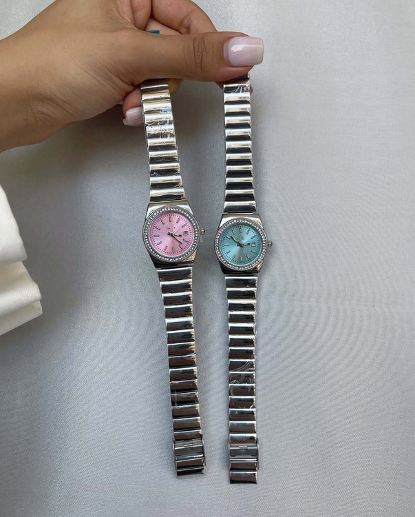 ساعت مچی زنانه اومگا OMEGA بند استیل رنگ فیزوزه ای و صورتی