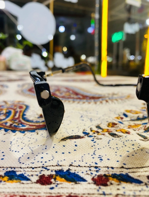 عینک مطالعه نزدیک بین با فریم مگنتی و آهنربایی، مشکی،قهوه ای و رو گردنی مدل ۲۲۱